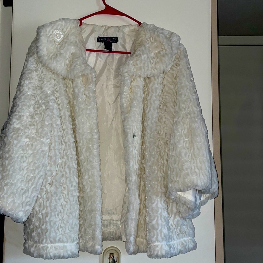 The Pyramid Collection white coat, 1X